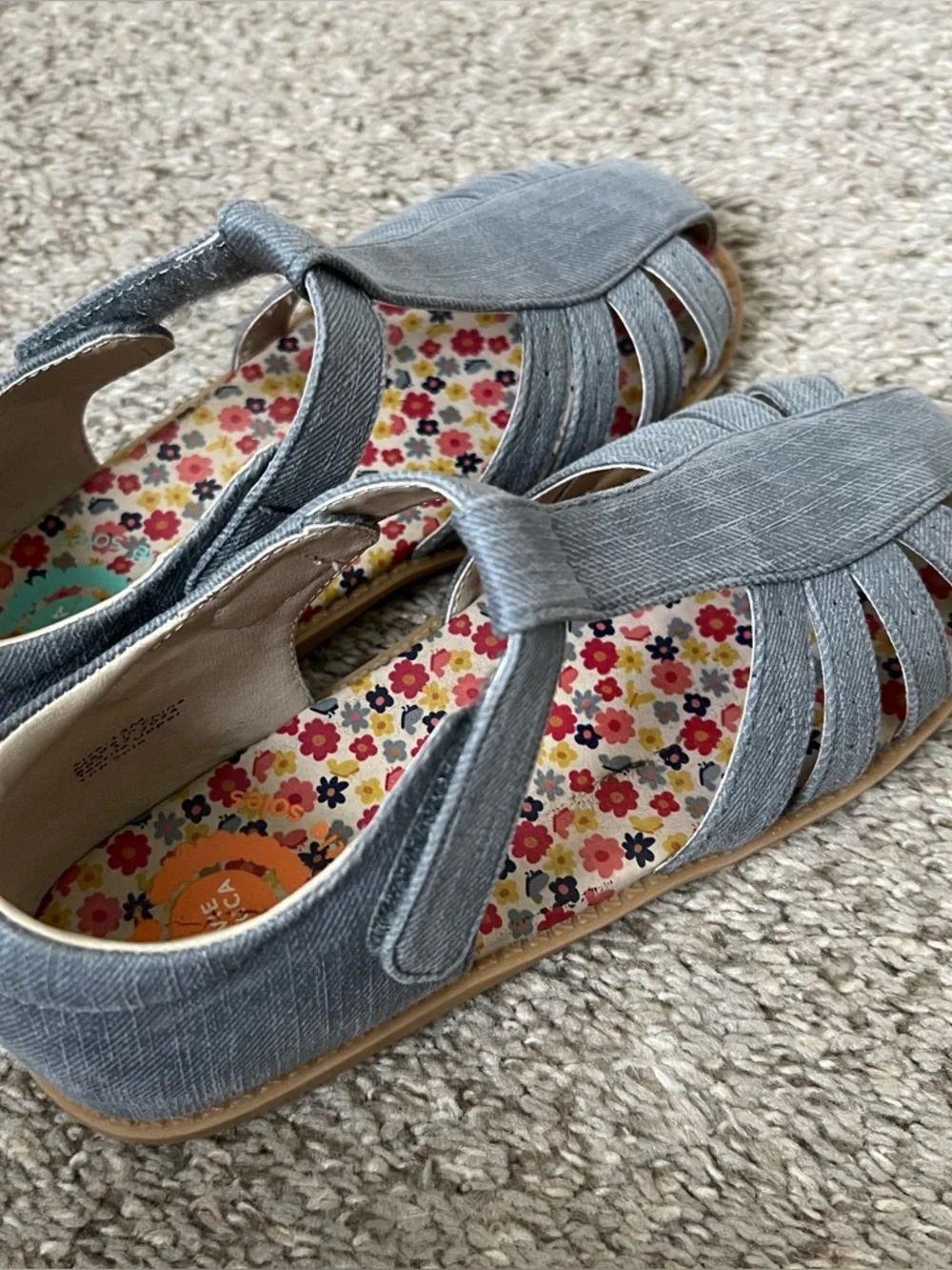 Livie & Luca Blue Girls Sandals with Floral Insole Size 13